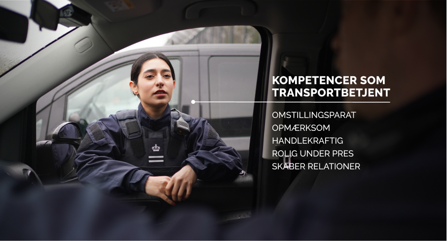 en kvindelige og mandlig transportbetjent står og taler sammen ved en transportbil